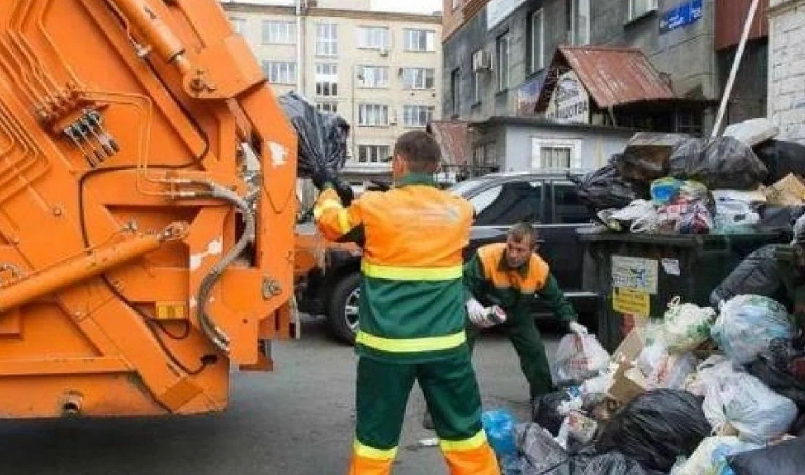 Срочный вывоз мусора в Пыти-Яхах от ПроМусор — заказ день в день от 2899 руб., грузчики, цена