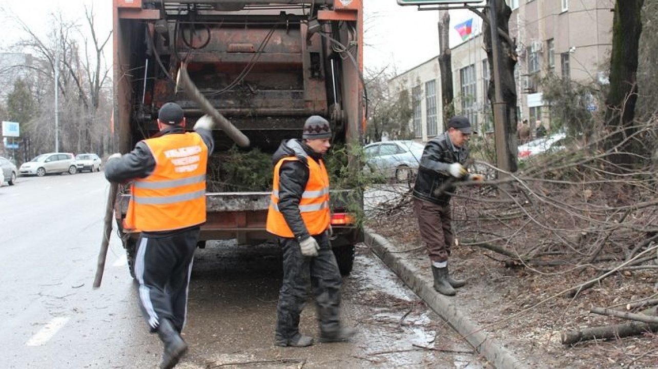 Уборка после стихийного бедствия в Пыти-Яхах от 2899 руб